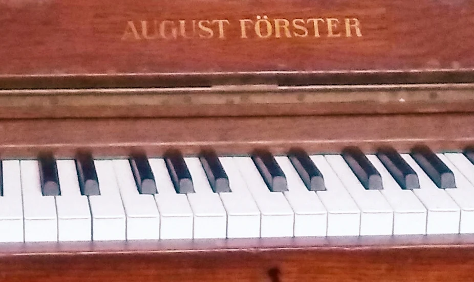 Пианино August Förster